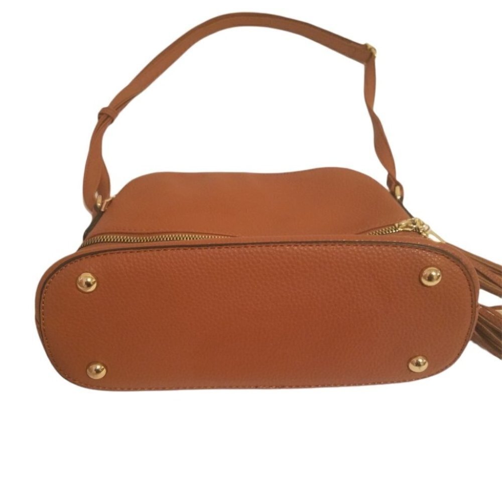 Purse (B) - Picture 2 of 5